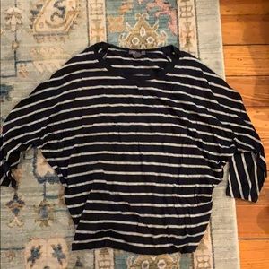 Navy and grey raglan Vince shirt